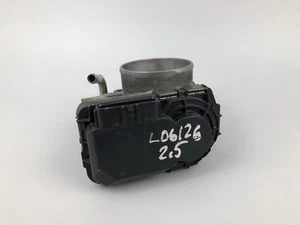 2006 Subaru Legacy 2.5 Throttle Body Assembly Unit 16112AA010 - Picture 1 of 9