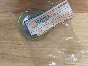 66591-54400 Ricambio di montaggio tappo serbatoio carburante originale OEM KUBOTA - Foto 1 di 3