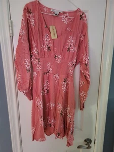 Lot Of 5 Womens Dresses Long Sleeved Size Small NWT - Picture 1 of 5