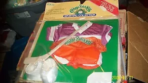 CABBAGE PATCH KINDER HOCKEY OUTFIT KOMPLETT 00 - Bild 1 von 1