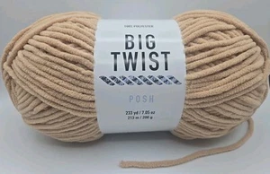 Big Twist POSH Yarn 100% Polyester Croissant Color Bulky Weight#5 7.05oz/223yds - Picture 1 of 6
