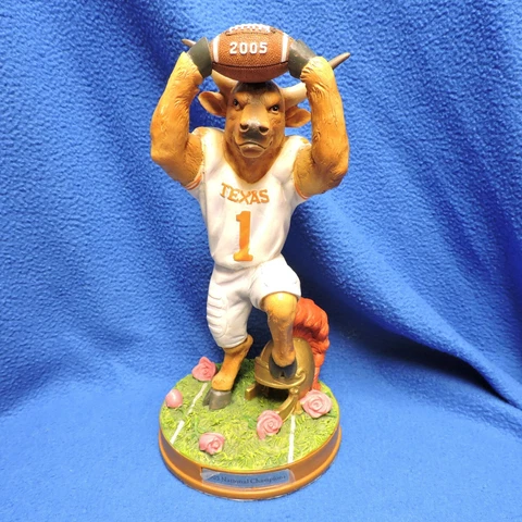 Texas Longhorns “BEVO Celebrates 2005 Rose Bowl Championship”  Figurine Cover