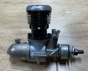 Madewell .45 Spark ignition Model Airplane Engine - Picture 1 of 6