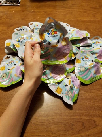 Disney Tsum Tsum Pastel Parade Limited Edition Figures Mystery Pack Blind Easter Cover