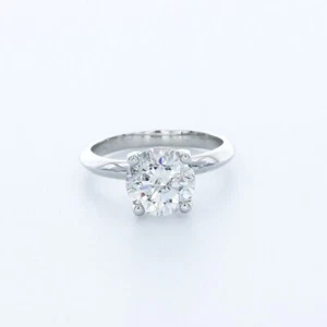 ANILLO SOLITARIO CLÁSICO DE CUATRO PUNTAS PLATINO CORTE REDONDO D/SI2 DIAMANTE NATURAL 2,0 QUILATES - Imagen 1 de 7