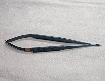 Soporte de aguja Codman 80-1725, rotón, punta fina curva, Ti, 7 pulgadas Foto 1 de 4