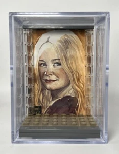 Minifigure Display Case For Lego LOTR Eowyn NO MINIFIG INCLUDED - Picture 1 of 3