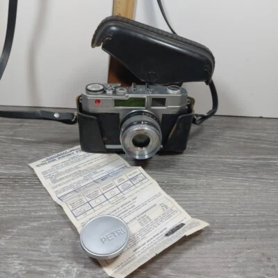 Cámara telémetro vintage Petri 2,8 color corregido súper 35 mm con estuche Foto 1 de 4