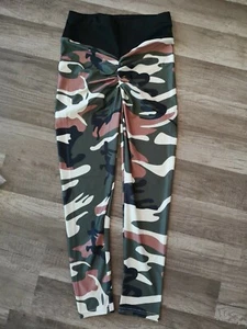 Women's Camo Printed Yoga Pants Thights, size M - Picture 1 of 3
