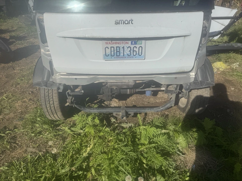 Smart Fortwo Pure 2008 09 10 11 12 13 14 2015 OEM cupé escotilla roja  Foto 1 de 1