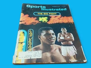 Sports Illustrated Nov 22 1965 Cassius Clay/Floyd Patterson Rare - Picture 1 of 1