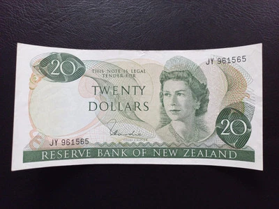 New Zealand $20 dollars, 1977, Hardie, (P-167d) - Image 1 of 4
