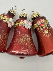 Adornos de campana de vidrio soplado de colección con apliques de flores cosidas - Arándano - Alemania - Imagen 1 de 18