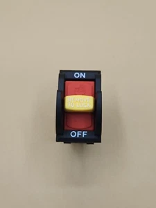 INTERRUPTOR DE SEGURIDAD DE PALANCA DE DOBLE VOLTAJE CON LLAVE 20A 125/250V DELTA 489105-00 Sierra de mesa UL - Imagen 1 de 10