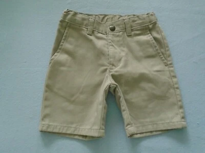 NUEVO SIN ETIQUETAS-IZOD Niñas Talla 4 Lindos Pantalones Cortos BERMUDA CAQUI Foto 1 de 4
