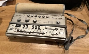 Roland TB-303 Bassline, Original, Fully Working, Serviced, Box & Manual - Picture 1 of 4