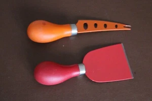 2 items for cheese serving hardly used - Picture 1 of 2