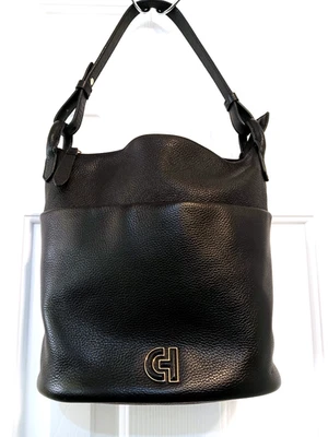 Bolso de mano COLE HAAN de cuero granulado negro Ret $328. Foto 1 de 4