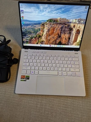 Asus ROG Zephyrus G14 GA402 14" 165Hz QHD+ Ryzen 9 7940HS 32GB 1TB RTX 4080 12GB - Image 1 of 4