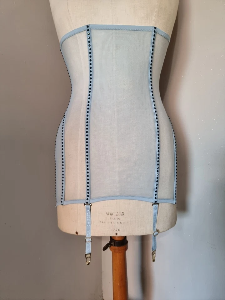 LA PERLA MADE IN ITALY SERRE TAILLE PORTE JARRETELLE GAINE BLEU STRASS LUXE NEW - Photo 1/4