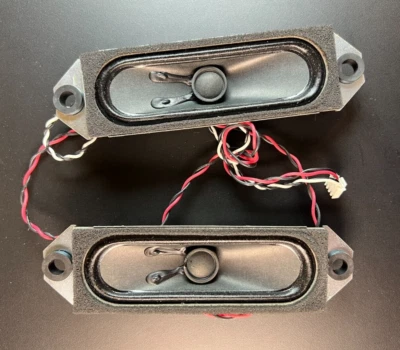 Altavoces internos RCA L32HD31R L & R con cable 9G02B 8 W 8 OHM Foto 1 de 4