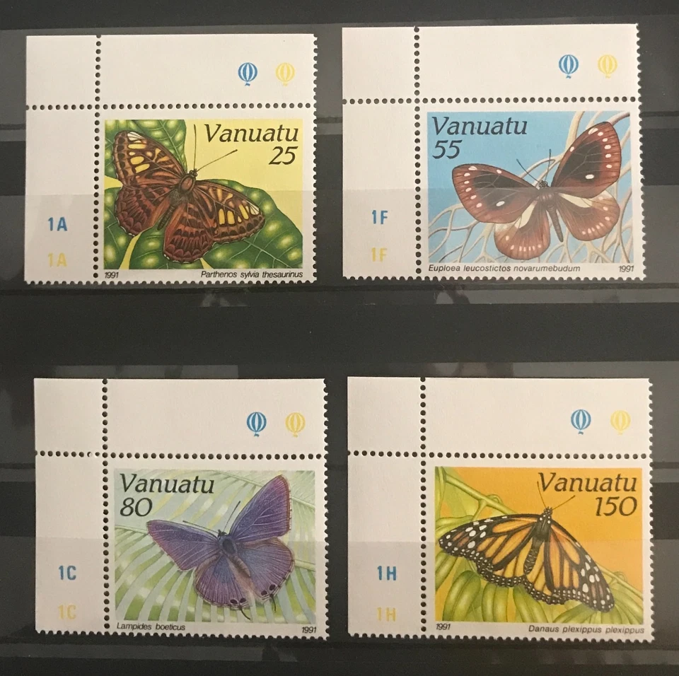 ВАНУАТУ - 1991 БАБОЧКИ NHM КОМПЛЕКТ SG 564 - 567 cv £5.15 - Изображение 1 из 1