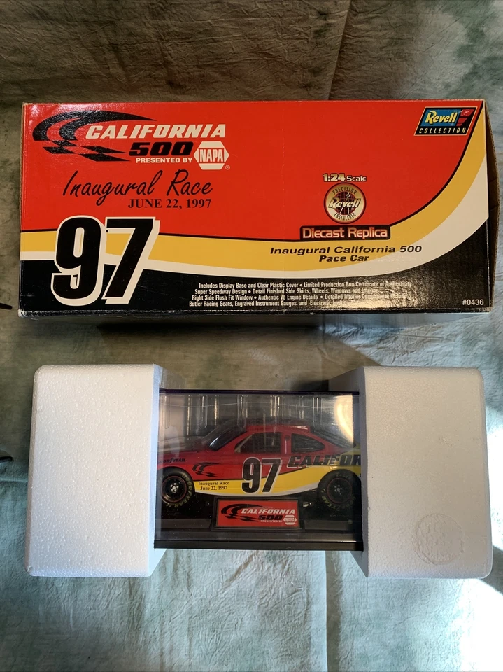 1997 Revell 1 24 Inaugural California 500 Pace Car Pontiac Grand Prix #97