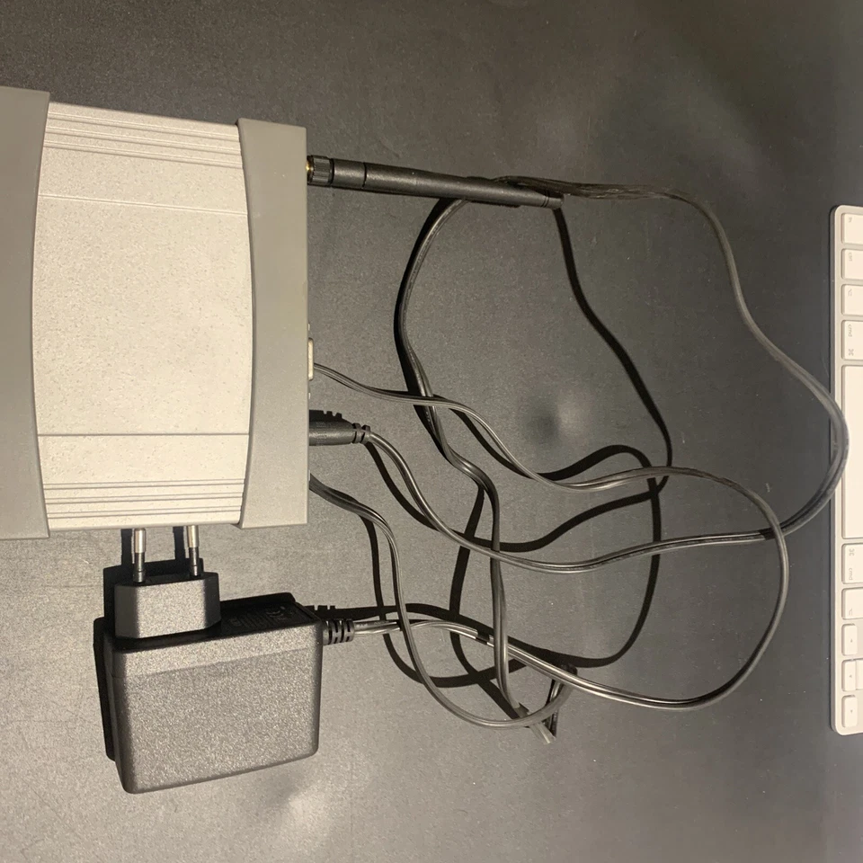 Air Presenter Video WLAN von VGA Media AirPlay TV Game Projektion - Bild 1 von 4