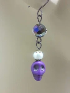 Purple Howlite Stone Skull & Glass Flower Bead Dangle Earrings Goth Punk Muertos - Picture 1 of 5