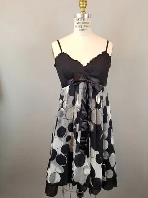 Black Sweetheart Spaghetti Strap Babydoll Dress Women's Size Medium - Image 1 of 4