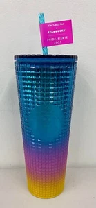 NEU Starbucks 2023 Tim Singleton Colab Pride Rainbow Grid 24oz Venti Tumbler - Bild 1 von 3