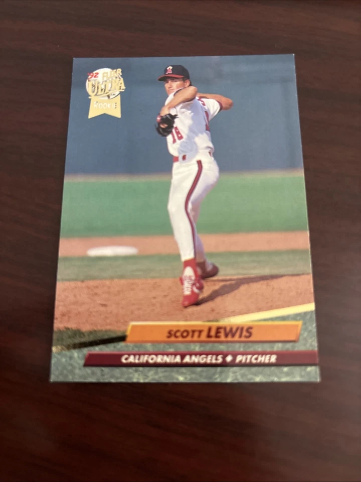 1992 Fleer Ultra Scott Lewis #328 RC Rookie California Angels - Image 1 of 1