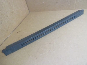 Borde de ventilación de puerta Whirlpool Range - gris oscuro parte # W10335333 W10294855 - Imagen 1 de 3