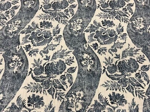 Tela con estampado floral de lino GP & J Baker - marfil índigo Caldbeck 2,20 yardas BP10776,1 - Imagen 1 de 4