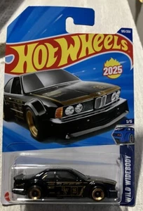 2025 HOT WHEELS WIDEBODY BMW 635 CSi 1st EDITION WILD WIDEBODY 1/5 JPS - Picture 1 of 4