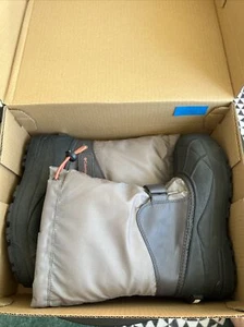 Columbia Youth Powderbug Forty Big Kids Insulated Snow Boots BY1306 -010 Size 5 - Picture 1 of 6