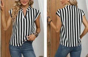 Kurzarm Pullover V-Ausschnitt Bluse Größe 12 gestreift - Bild 1 von 3