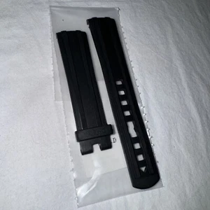 Genuine OMEGA black Rubber strap 20mm 032CVZ010126 seamaster 42mm (used/damage) - Picture 1 of 6