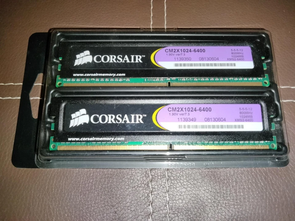 2 x CORSAIR CM2X1024-6400 1.90V ver7.3 800MHz 1024MB XMS2-6400 RAM MEMORY - Image 1 of 1