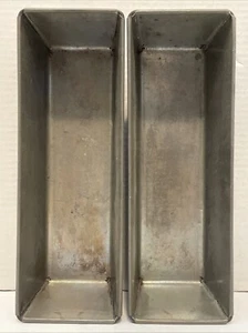 Vintage/Pre-Owned*Set of 2 Unbranded 13" L x 4.5" W Aluminum Bread Loaf Pans - Picture 1 of 3