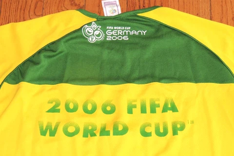 OFFICIAL BRAZIL FIFA WORLD CUP GERMANY 2006 FOOTBALL SHIRT SOCCER JERSEY XL Cover