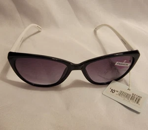 Gafas de sol Piranha Lily negras brillantes ojo de gato para mujer marco negro brazos blancos 62180 - Imagen 1 de 6