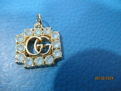GUCCI  ZIP PULL  CHARM 21X20MM gold tone METAL  BLUE CRYSTALS THIS IS FOR 1 - Image 1 of 3
