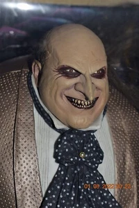 Mayoral Penguin (1992 Batman Returns) 1/4 Scale By NECA --Never Opened - Picture 1 of 9