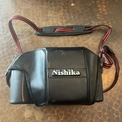 Flash de cámara fotográfica estéreo 3D Nishika N8000 35 mm 3010 JAPÓN estuche rígido. Foto 1 de 4