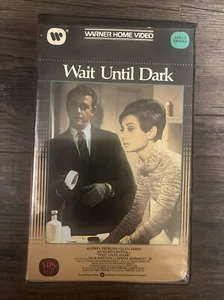 WAIT UNTIL DARK (1985) Rare Warner Clamshell VHS - 1967 Film w/Audrey Hepburn! - Picture 1 of 3