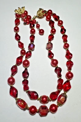 Trifari  2T Red Ruby Aurora Borealis Glass Pearls Choker 16.5" Vintage Necklace - Image 1 of 4