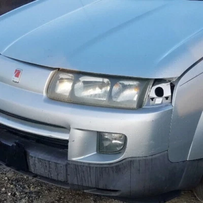 Faro conductor izquierdo Saturn Vue, 2002, 2003, 2004 Foto 1 de 4