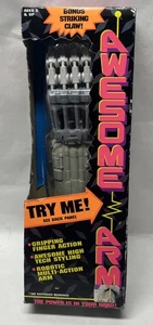 1991 Awesome Arm Striking Claw Handspielzeug Roboter Terminator Tommy Boy Seal mit Box - Bild 1 von 15