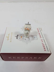 Hallmark Keepsake Mini Sweet Lil’ Snow Angel Ornamento 2020, en caja original - Imagen 1 de 1